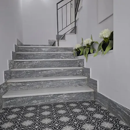 Mariam Royal & Casa de hóspedes